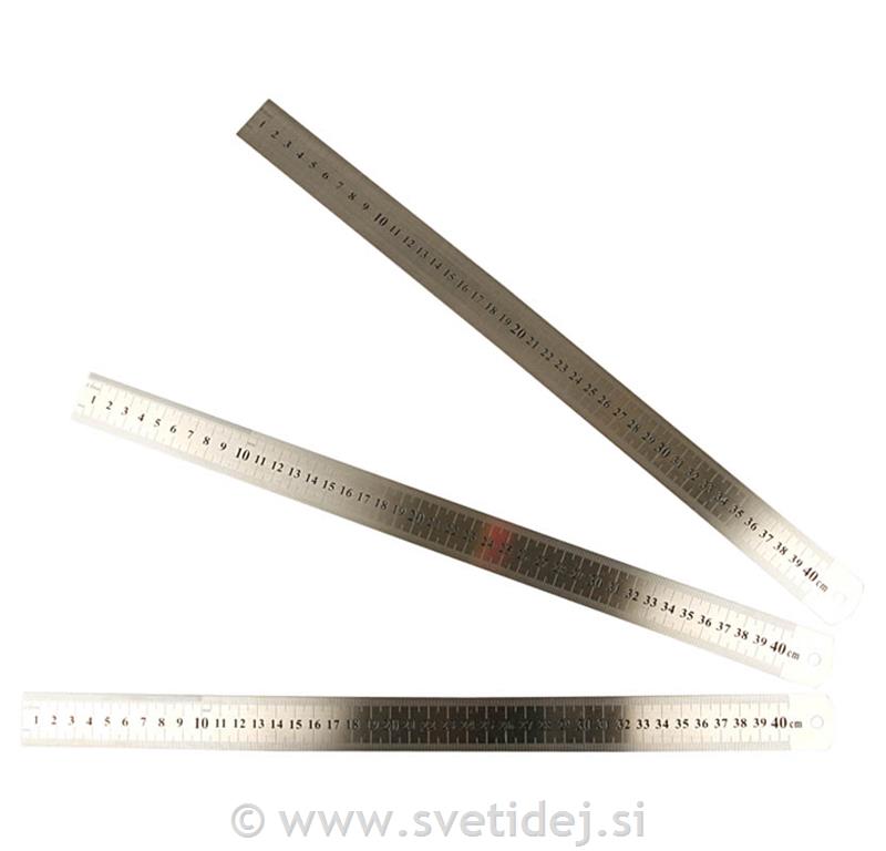 Kovinsko ravnilo dolžine 40 cm