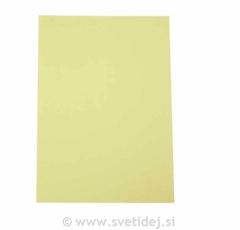 Karton sv. zelen, 220 g, 46x64cm, 25 pol