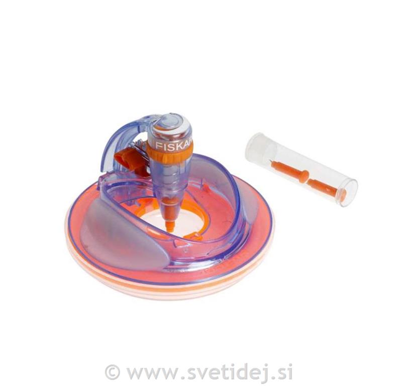 Fiskars nožek za izrezovanje po šablonah