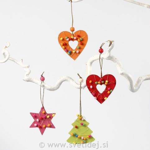 Leseni obeski 6 cm, set 9
