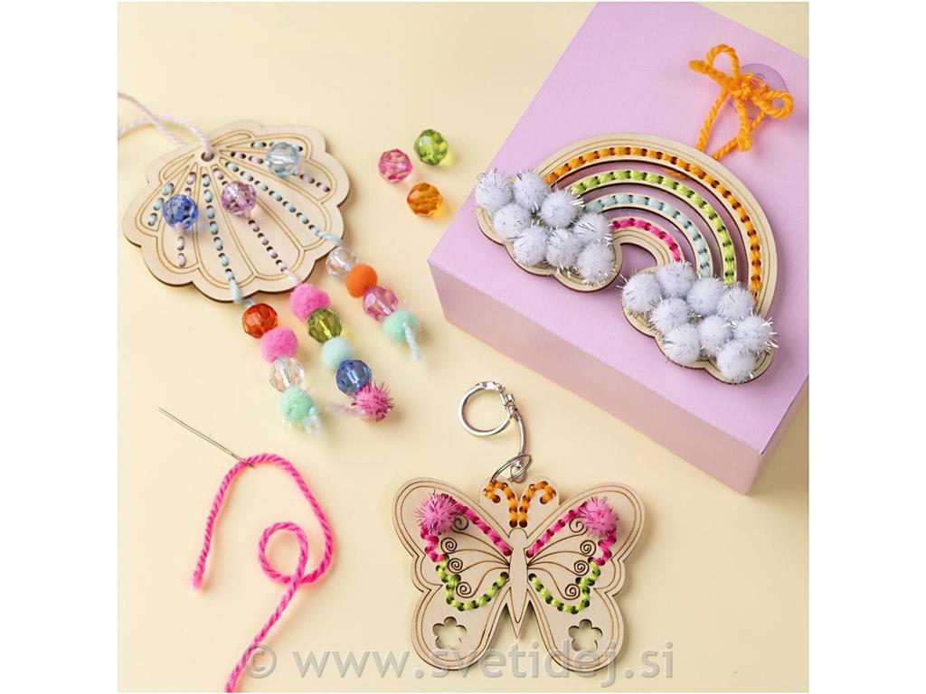 Leseni okraski z luknjicami, 24 kos