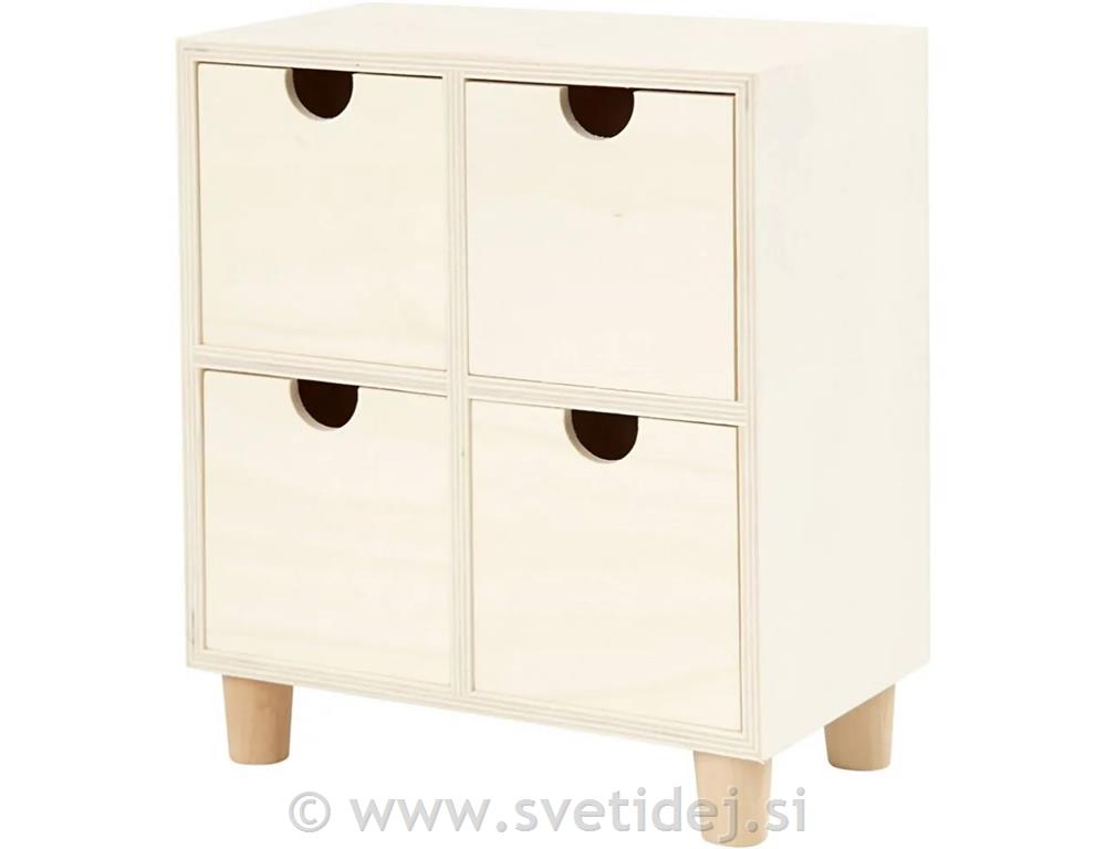 Škatla s 4 predali 20x23x11,5cm
